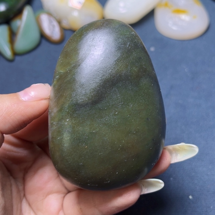 未镶嵌和田玉珠宝奇石
