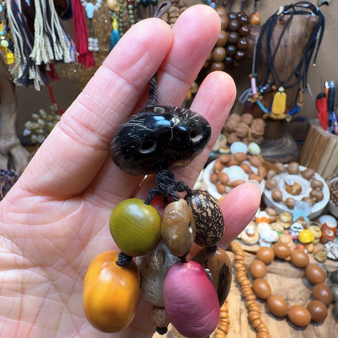 柏香籽/百香籽吊坠菩提树是