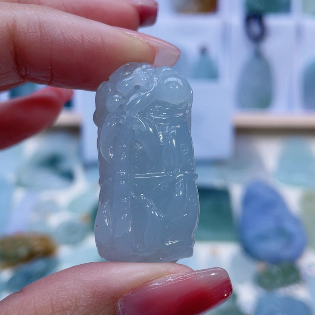 翡翠颈饰未镶嵌翡翠A货颈饰未镶嵌