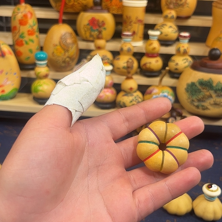乌***姐大叶紫檀（黑酸枝木类）