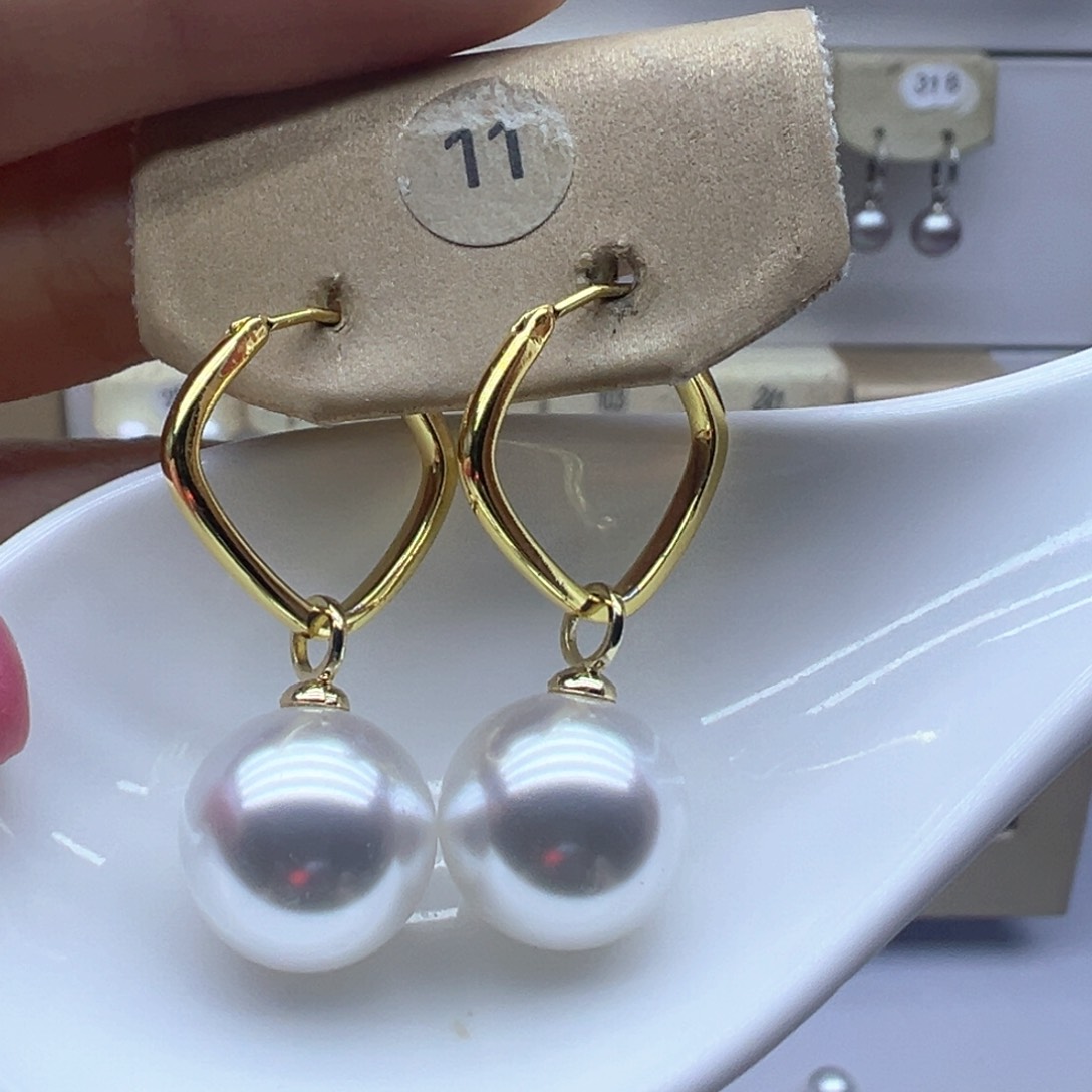 未镶嵌淡水珍珠耳饰