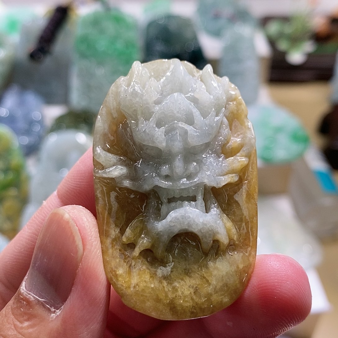 【闪购商品】翡翠颈饰未镶嵌1111111111111