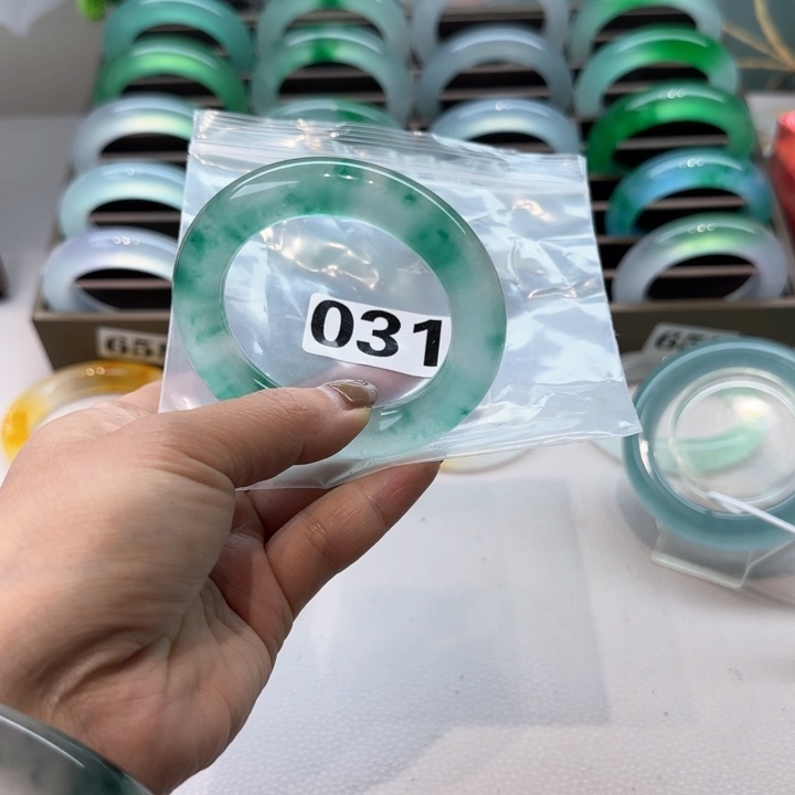 玉娇*娇时尚飘花手镯031