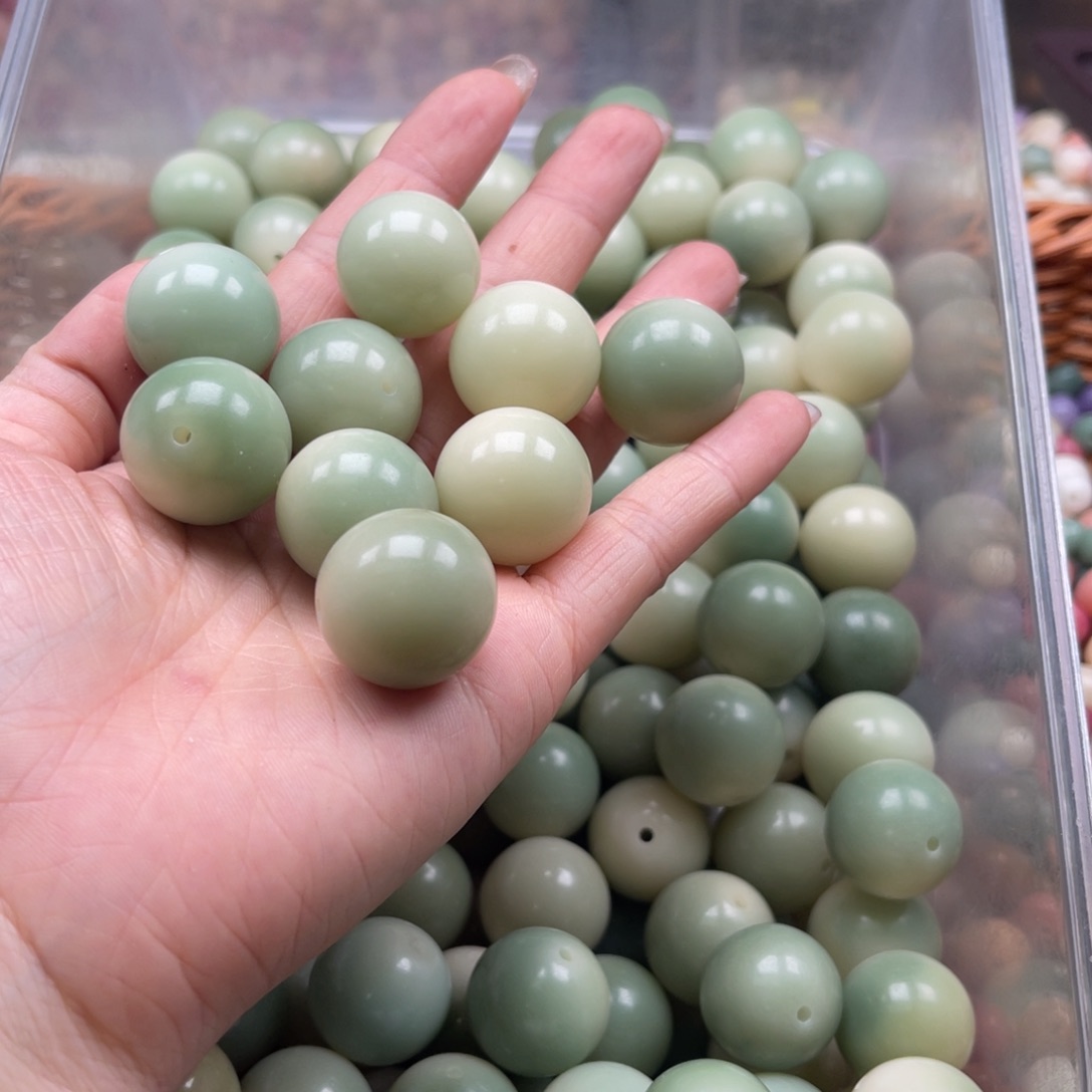 吊坠白玉菩提p x27/21mm/10颗干磨青提圆珠瑕