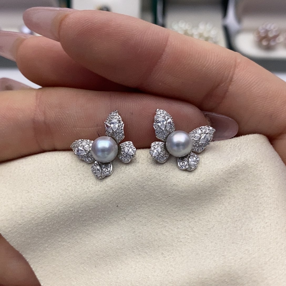 【闪购商品】海水珍珠耳饰银S925镶嵌75