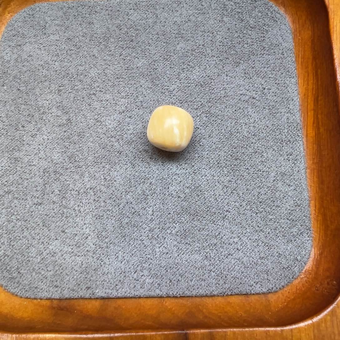 重***生吊坠白玉菩提独独老油根柱子