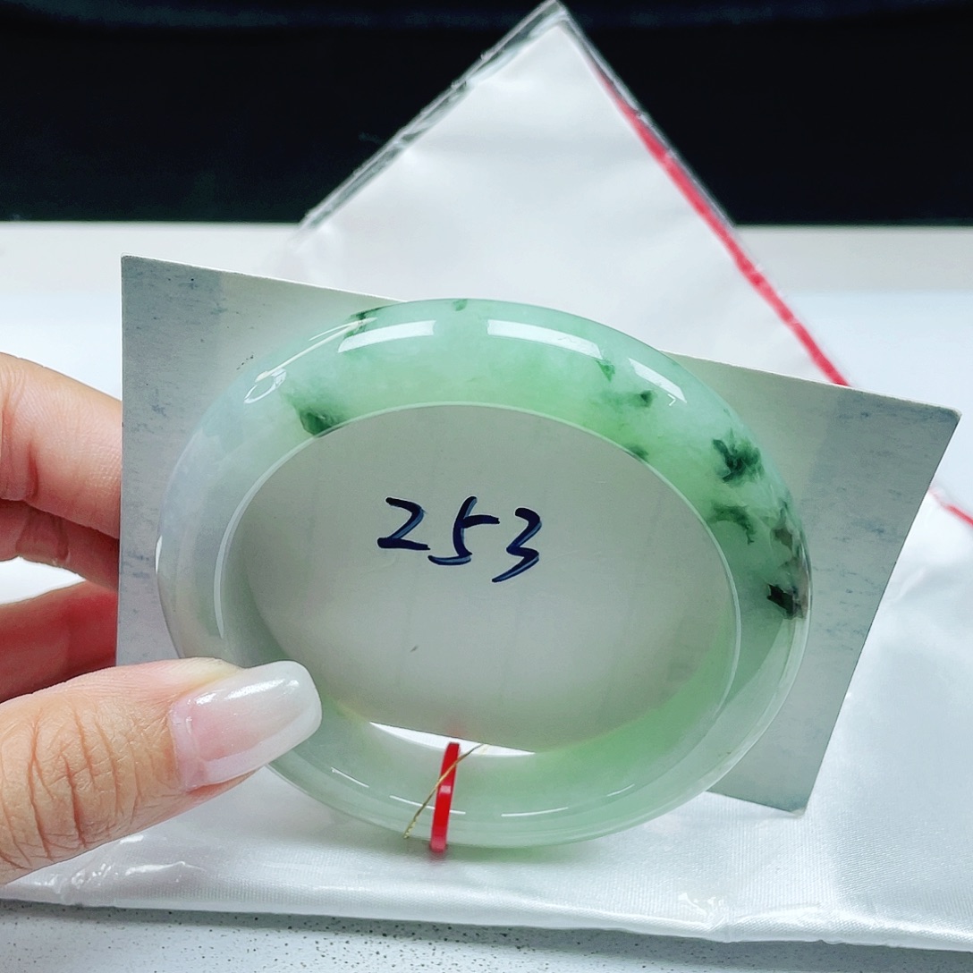 翡翠未镶嵌手镯 正圈56+