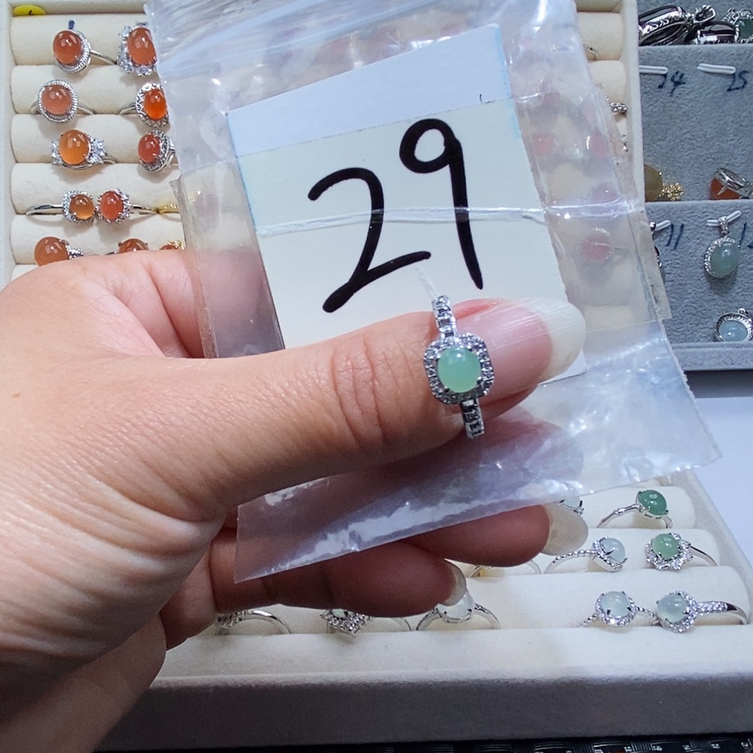 翡翠未镶嵌戒指缅甸