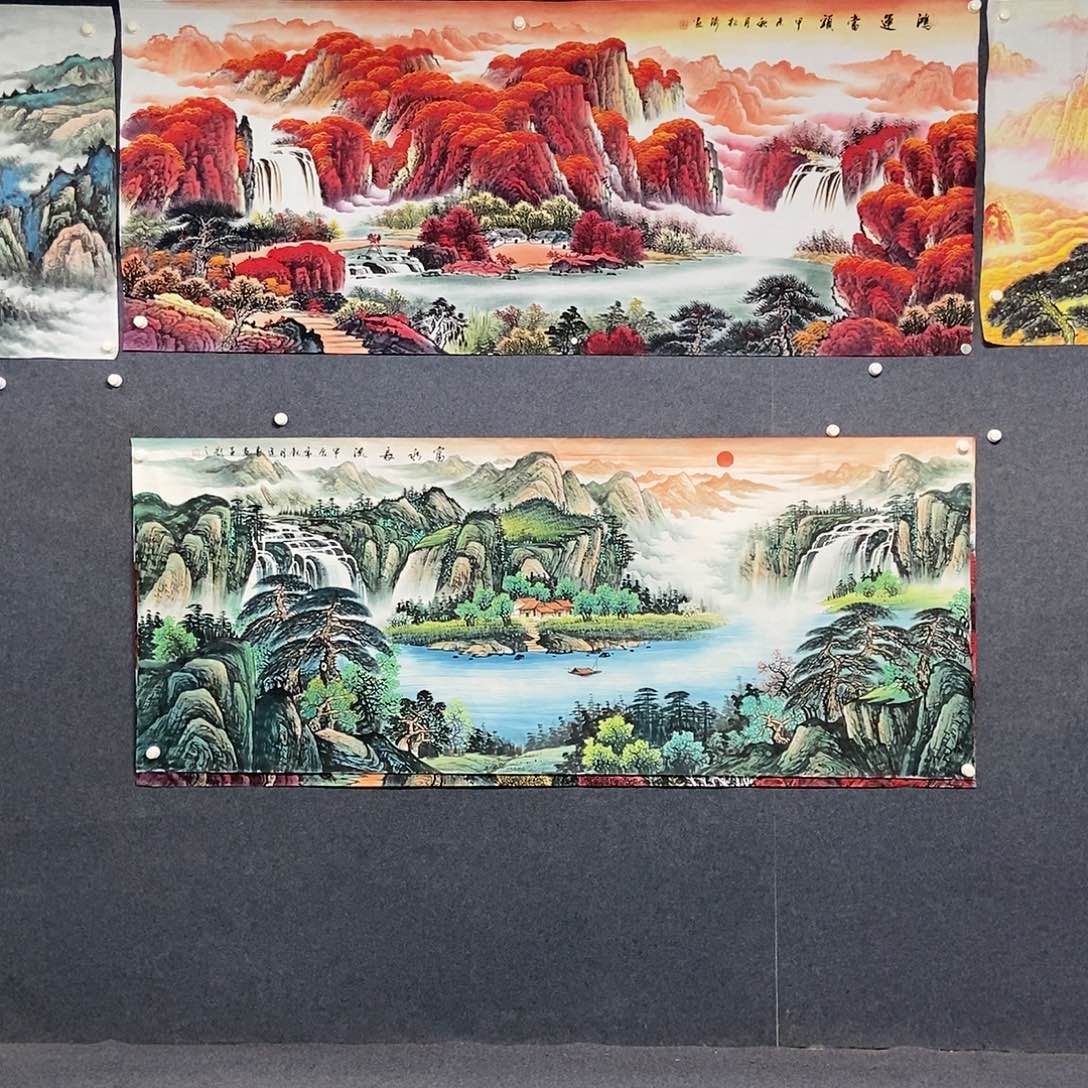 国画宁**远小八尺山水一副