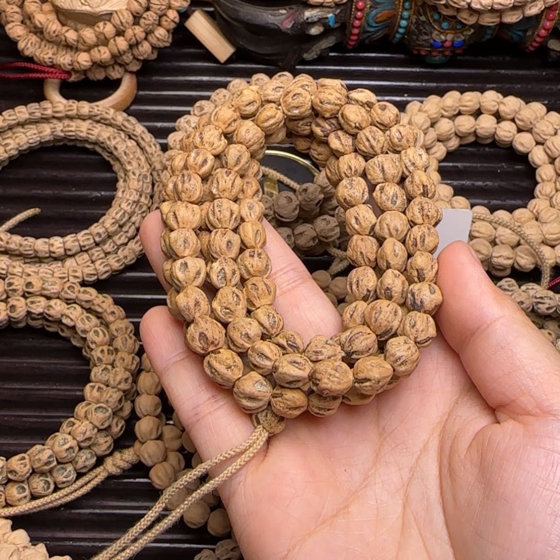 柏香籽/百香籽吊坠故*