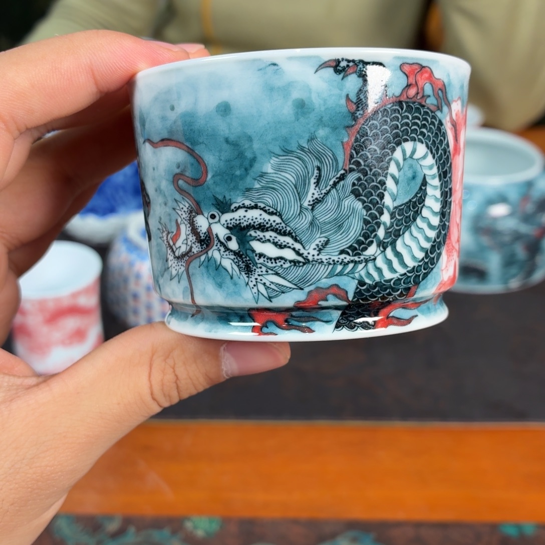 杯子瓷瓷姑娘景德镇陶瓷艺术