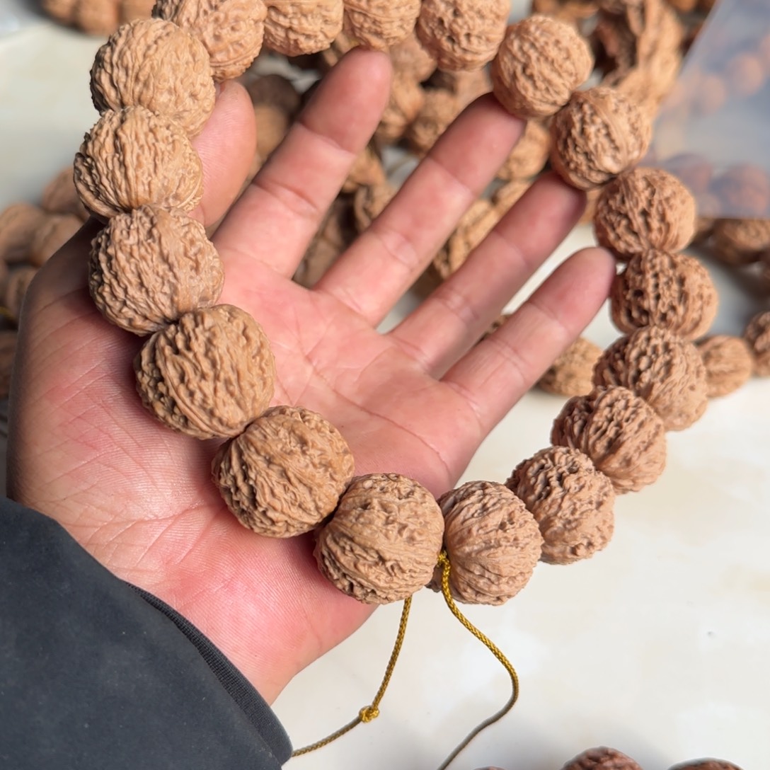 宋***生文玩核桃吊坠核桃手串