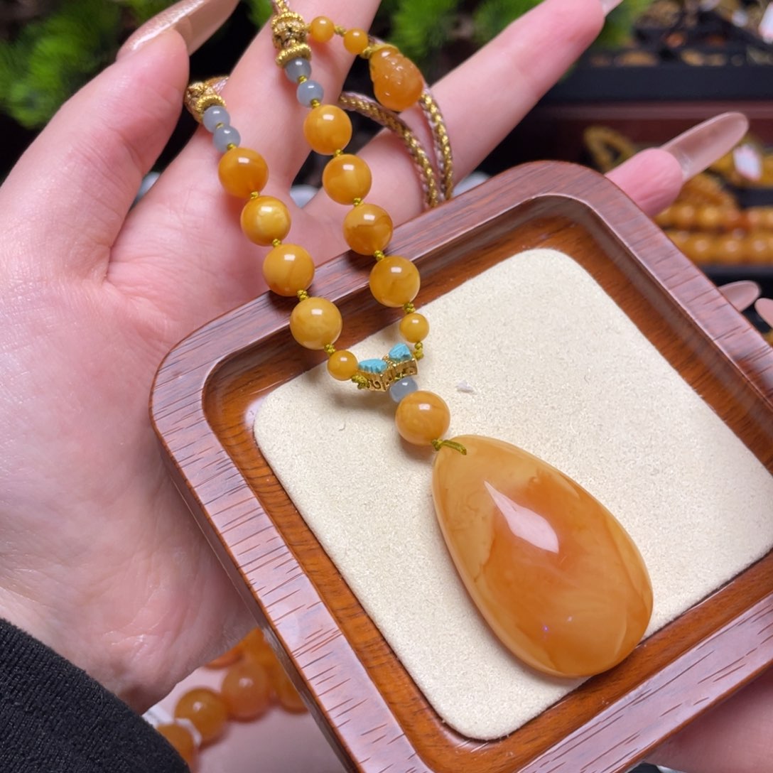 蜜蜡颈饰未镶嵌项链