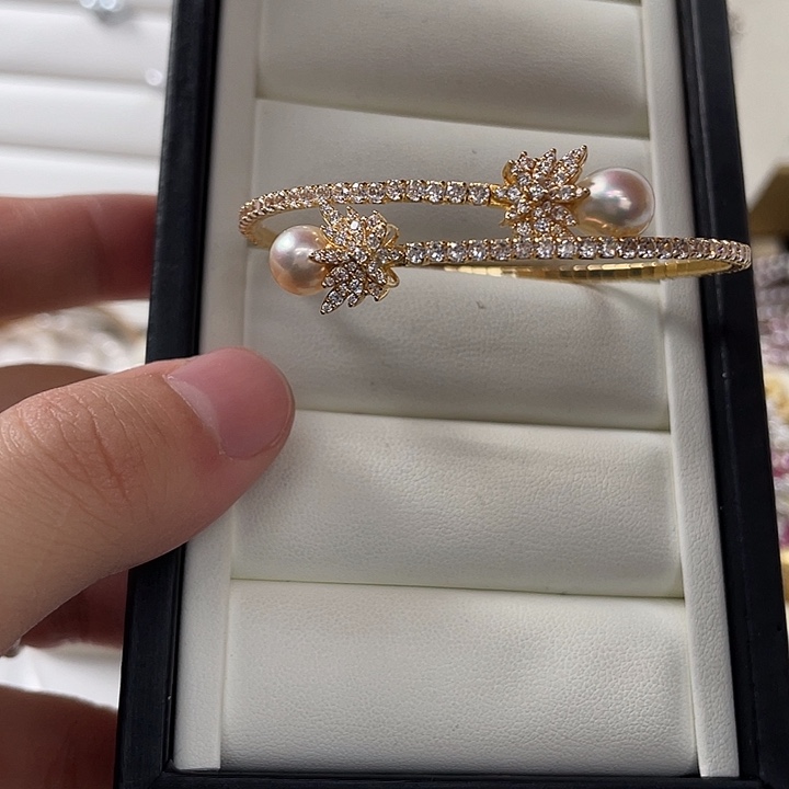 银S925镶嵌海水珍珠手绳