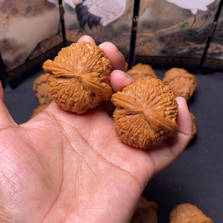 文玩核桃把件43白狮子