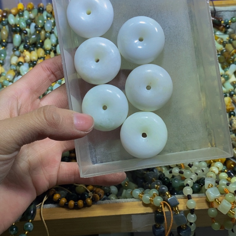 【闪购商品】蛇纹石玉其他未镶嵌191