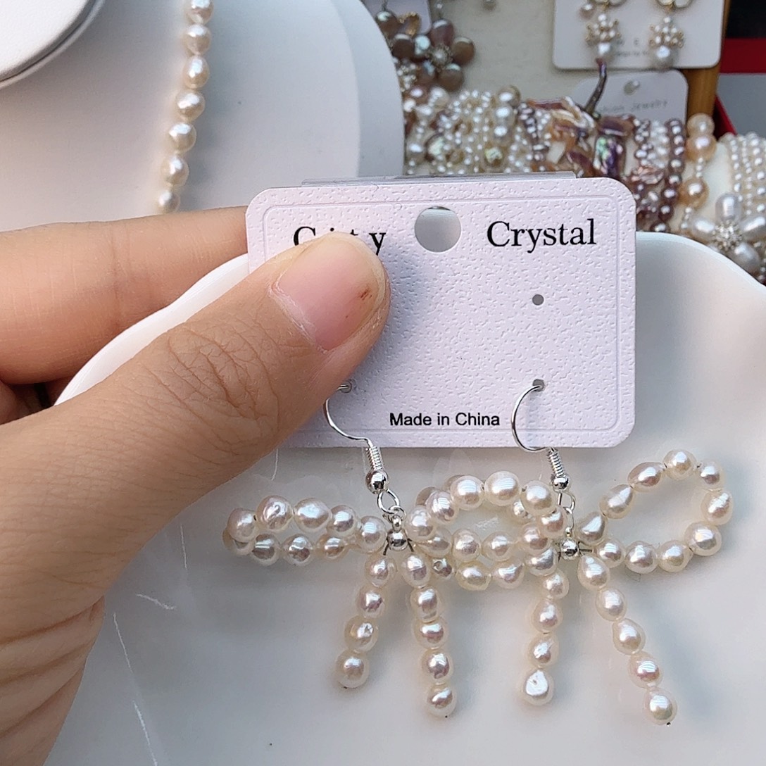 颈饰未镶嵌淡水珍珠