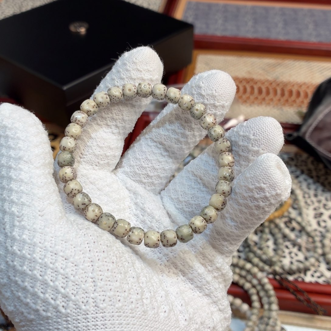 手串星月菩提尺寸6.8