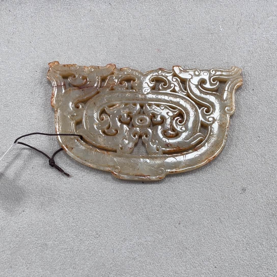 和田玉（糖玉）颈饰未镶嵌玉**哥