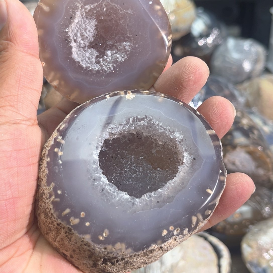 紫晶摆件未镶嵌聚宝盆