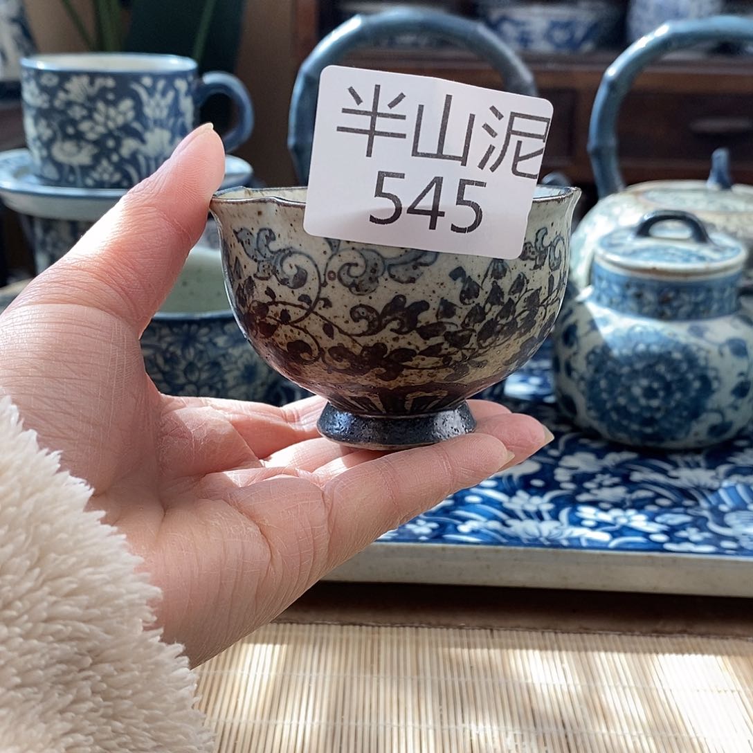 手工手绘青花陶瓷