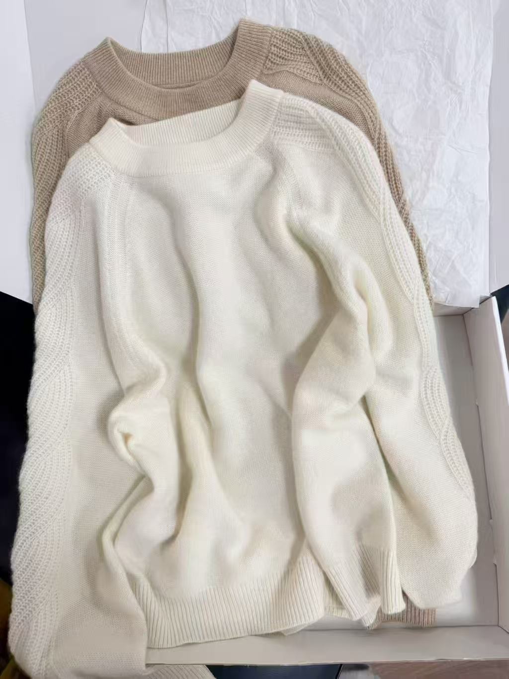 纯色针织羊绒打底衫常规款圆领