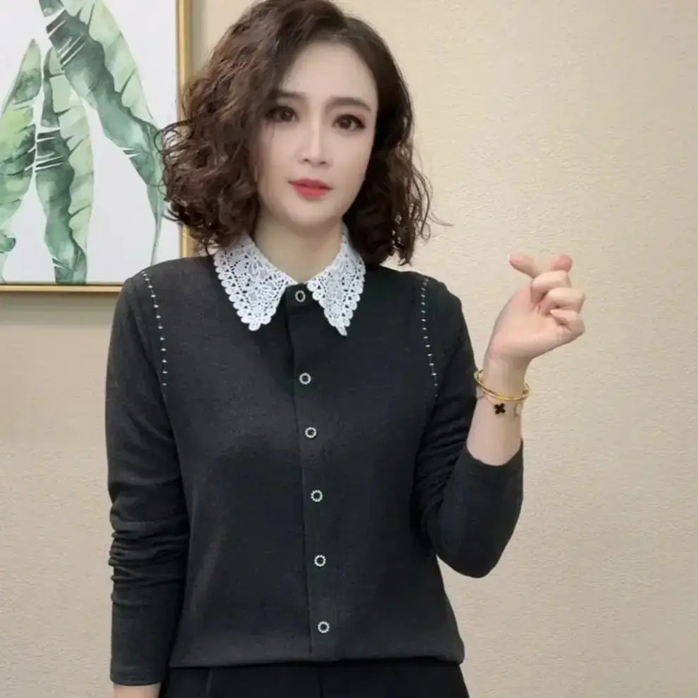 2025秋冬新款洋气时尚百搭气质蕾丝翻领拼接保暖打底上衣小衫#871