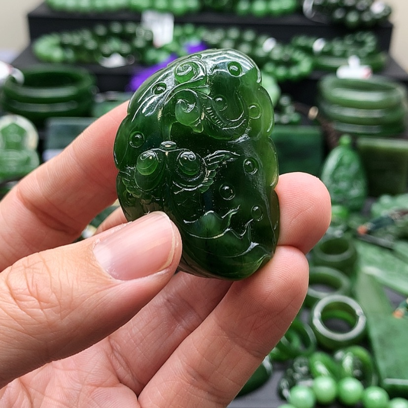 【闪购商品】和田玉（碧玉）吊坠(赠链)未镶嵌
