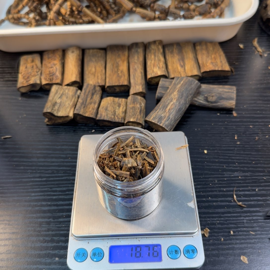 线香奇楠虫漏18克乌身碎料