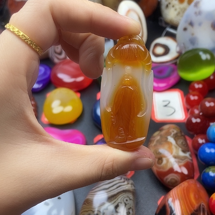 玛瑙/玉髓未镶嵌珠宝奇石