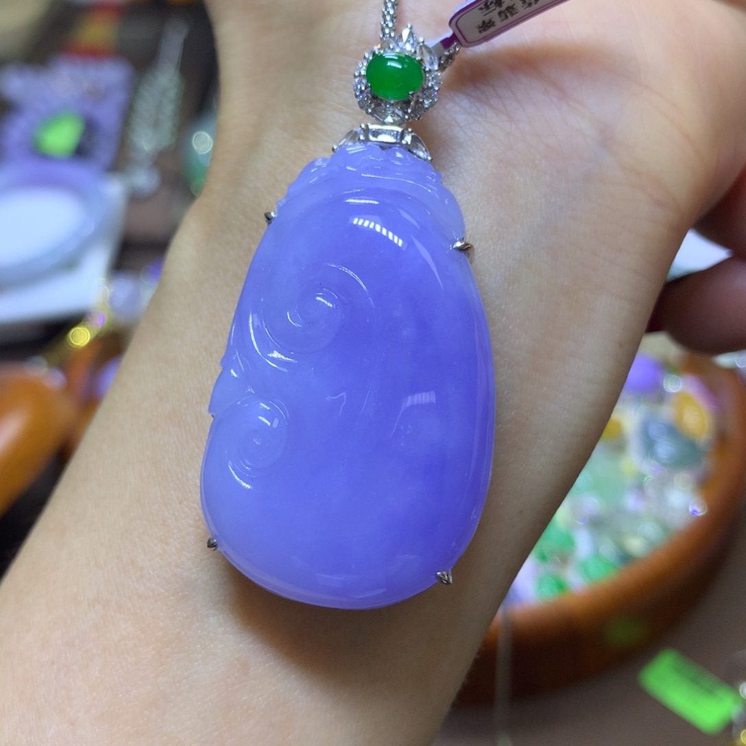 【闪购商品】翡翠颈饰18K金镶嵌沫***陌翡翠