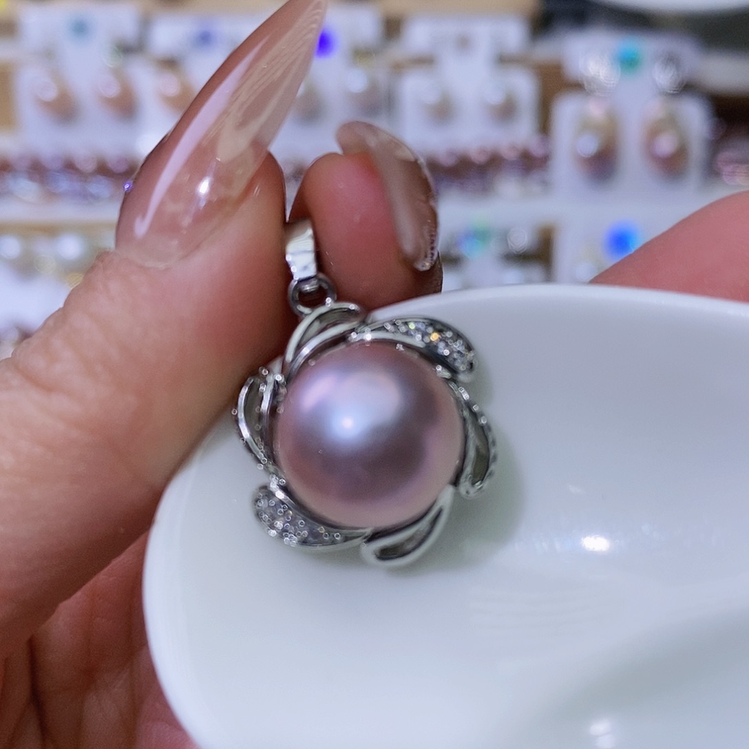 淡水珍珠颈饰合金