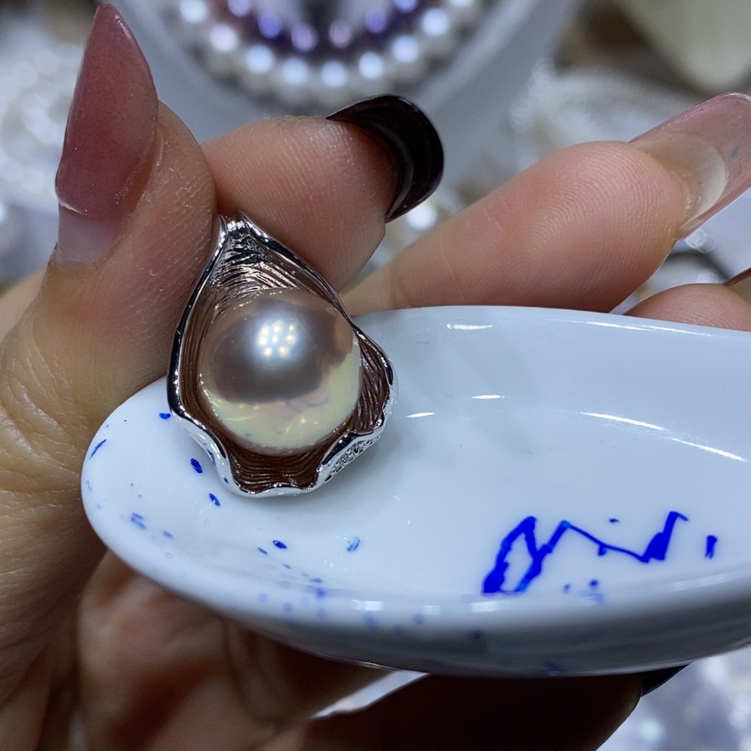 淡水珍珠吊坠未镶嵌