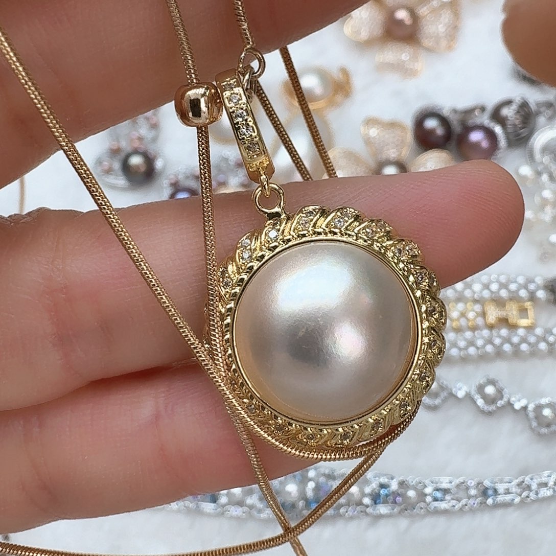 拼合珍珠（马贝珠）颈饰未镶嵌