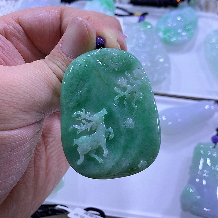 翡翠颈饰未镶嵌天然翡翠A货吊坠