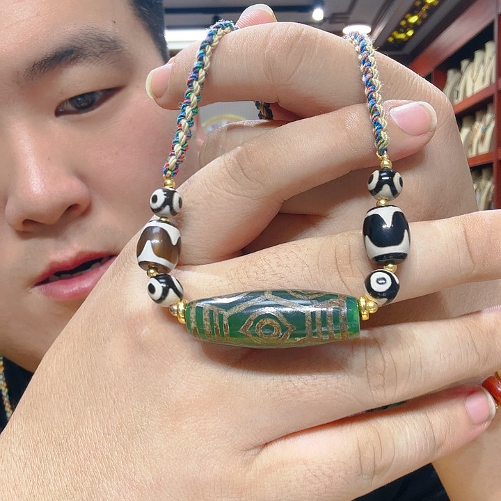 未镶嵌玛瑙/玉髓珠宝奇石