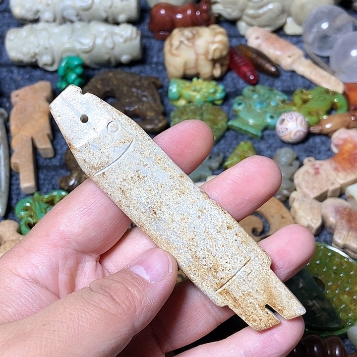 和田玉未镶嵌颈饰124