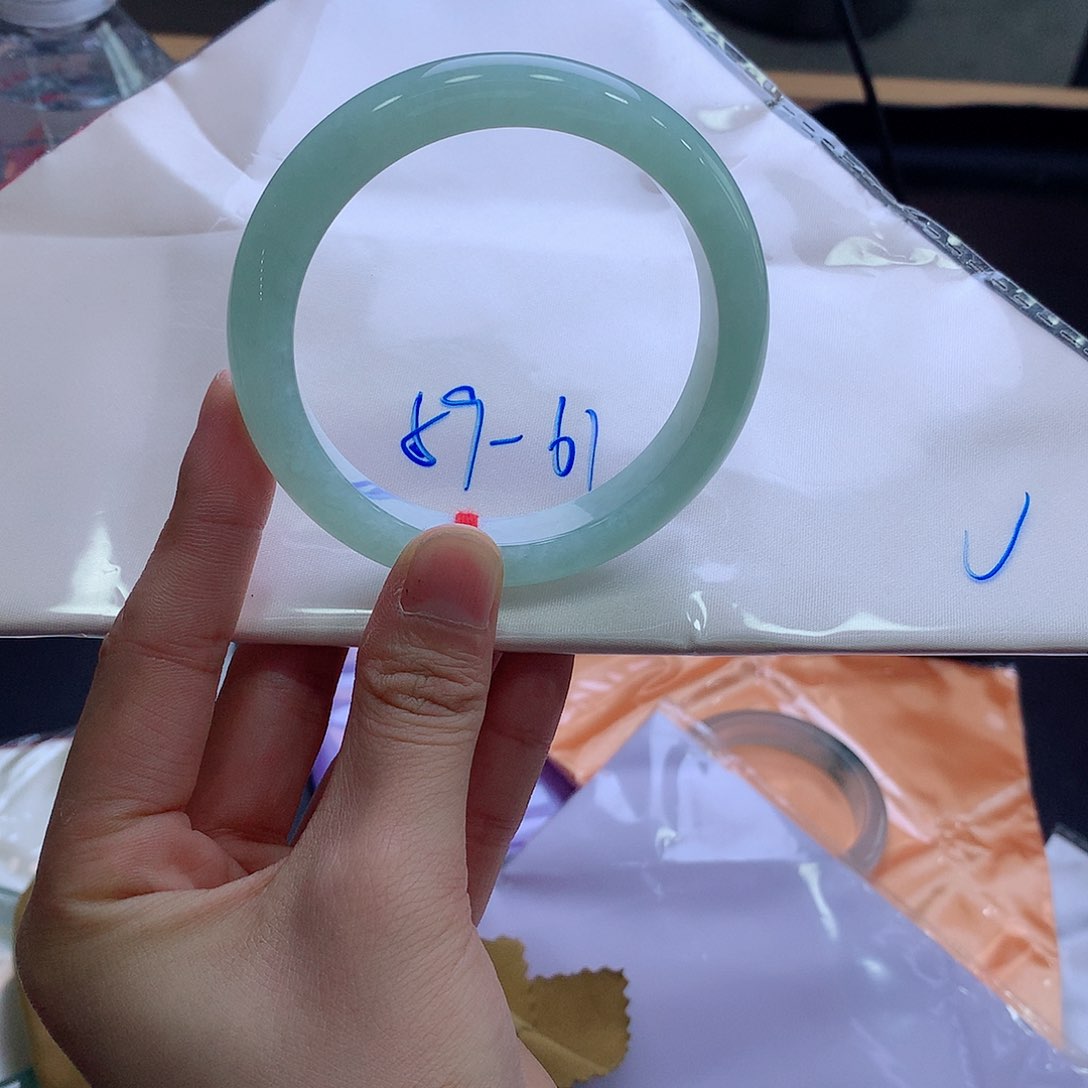 未镶嵌手镯翡翠翡翠