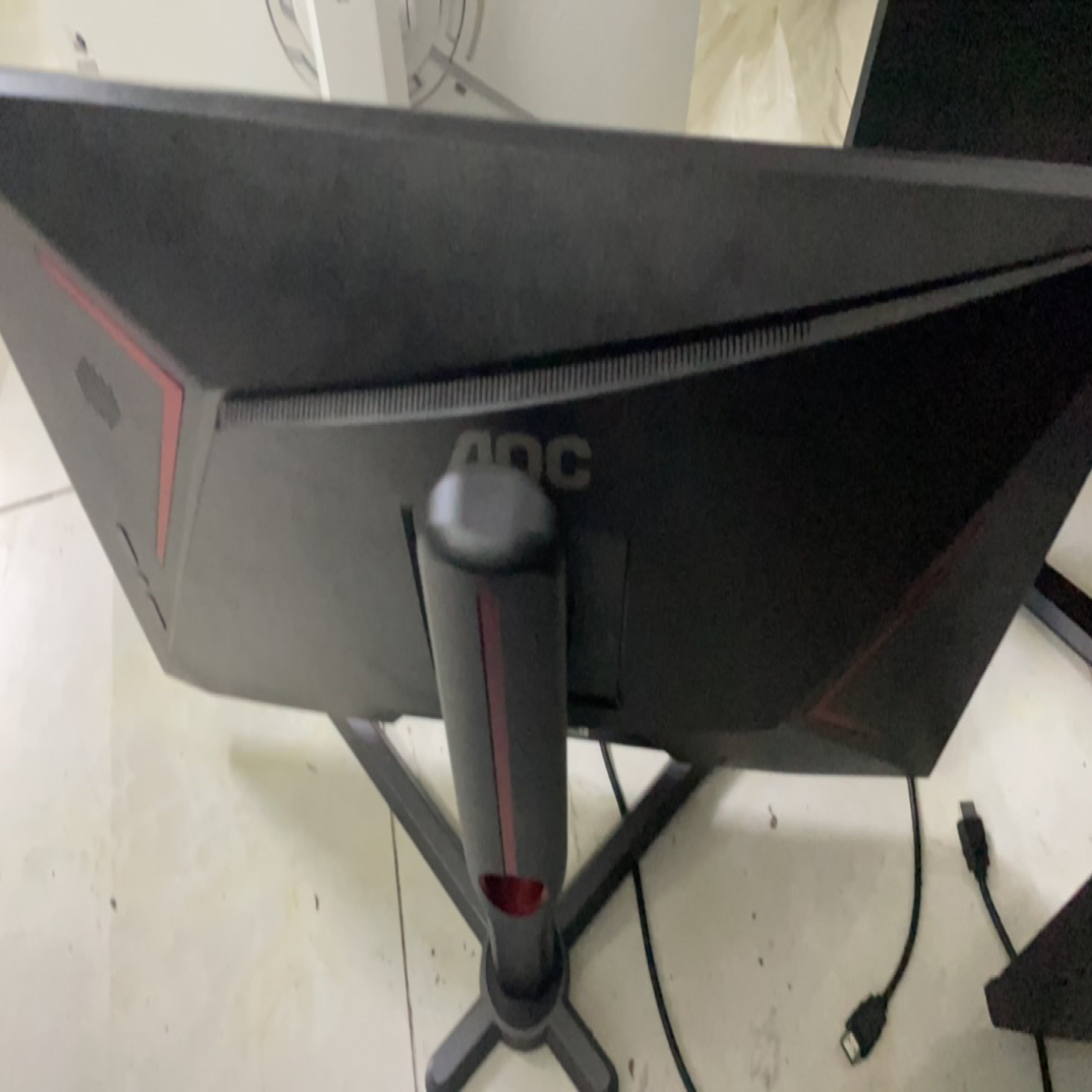 9新 AOC 27寸2k170hz高刷电竞显示器