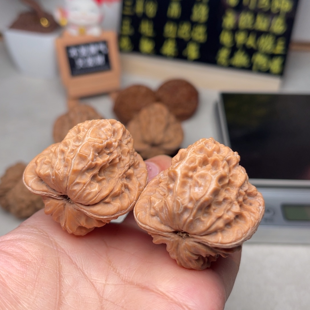 把件文玩核桃白蛇谷