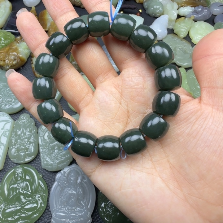 和田玉未镶嵌颈饰卡14