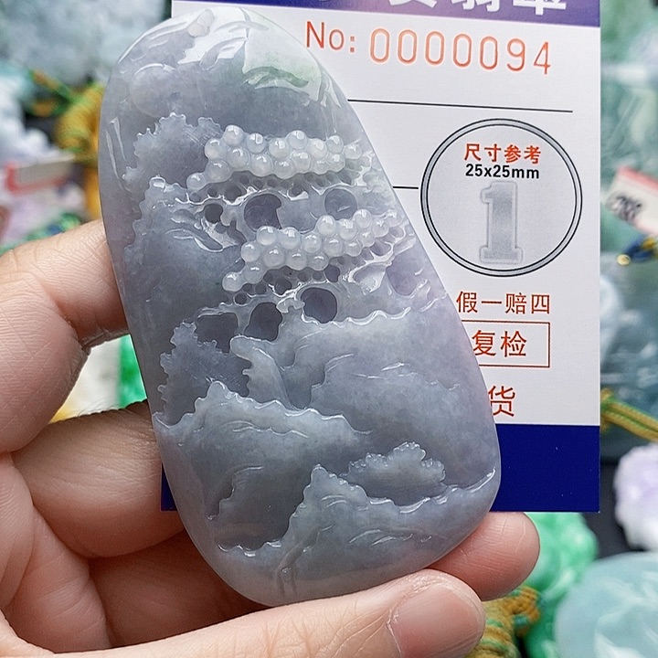 吊坠(不含链)未镶嵌翡翠