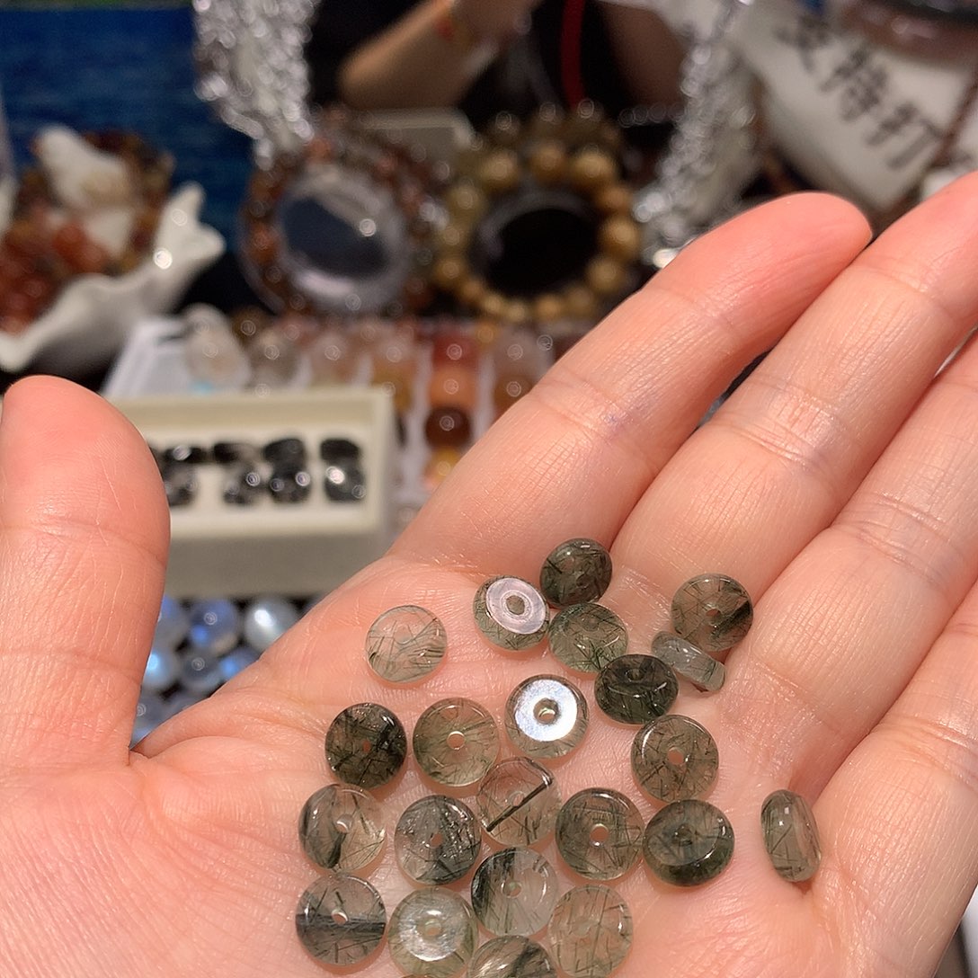 未镶嵌水晶颈饰多样化发5个046