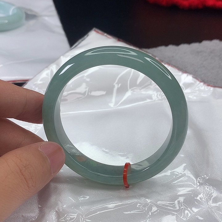 翡翠手镯未镶嵌翡翠58
