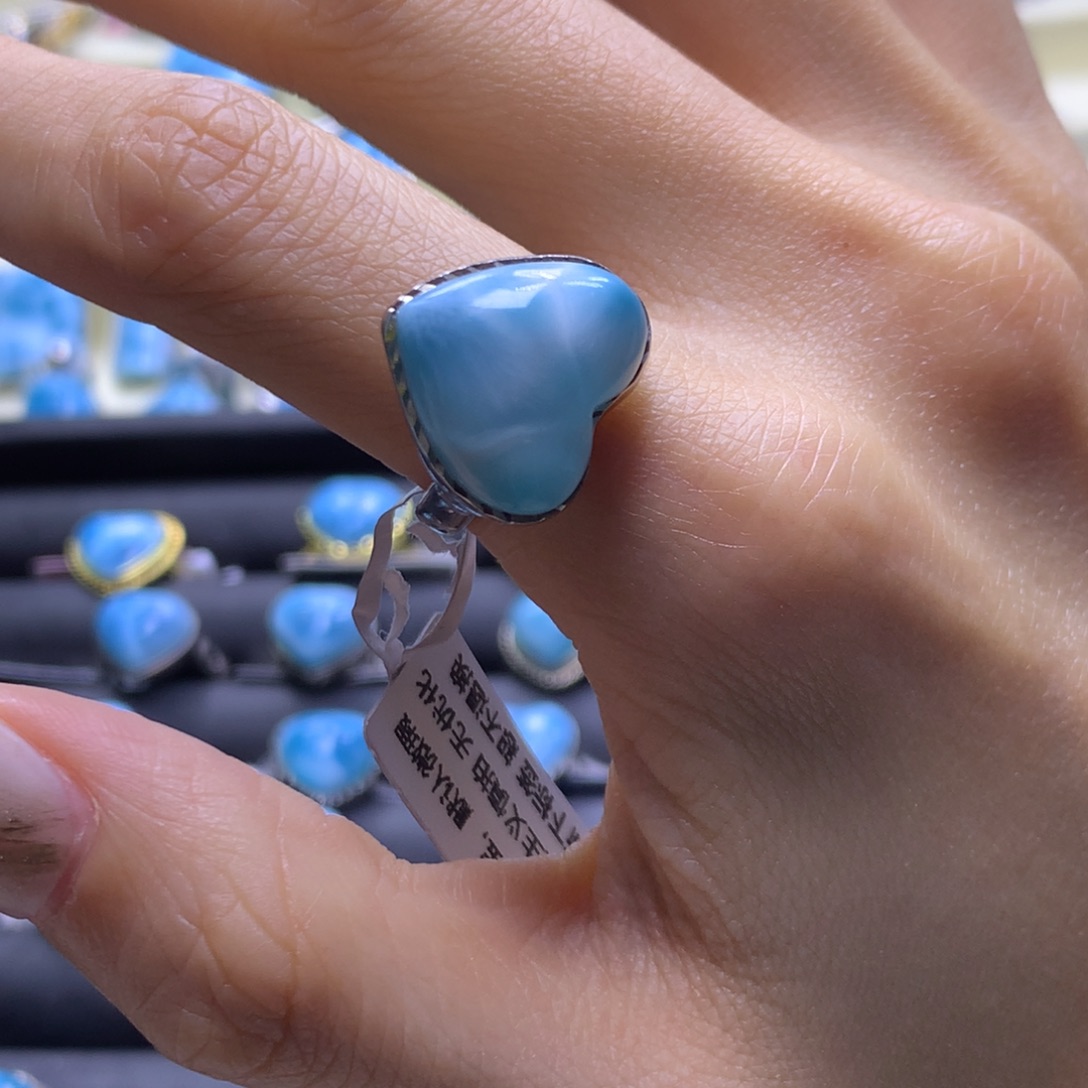 针钠钙石（海纹石）未镶嵌戒指爱心戒指色差略异