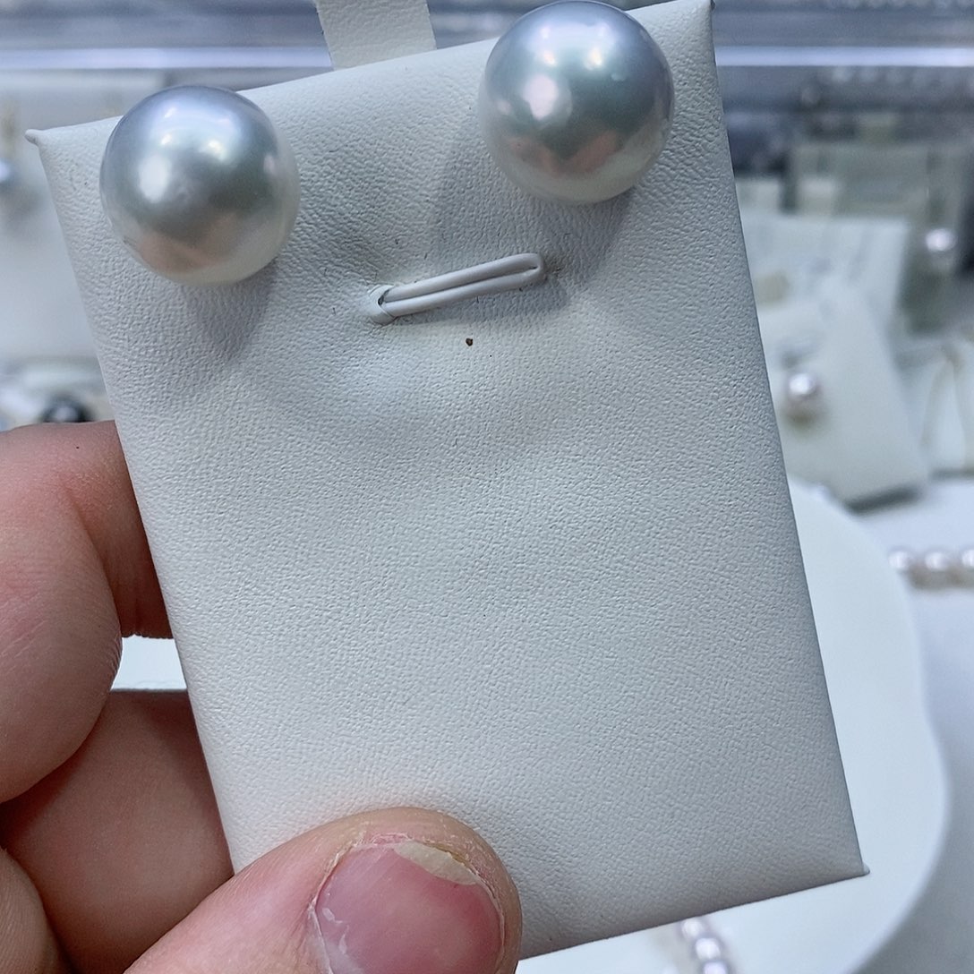 海水珍珠耳饰18K金镶嵌