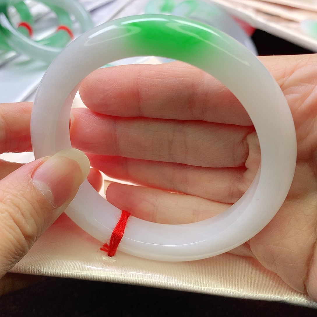 未镶嵌手镯翡翠启****店缅甸天然A货翡翠