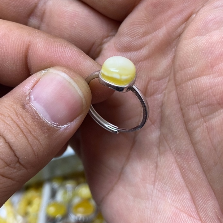 蜜蜡银S925镶嵌裸石戒指