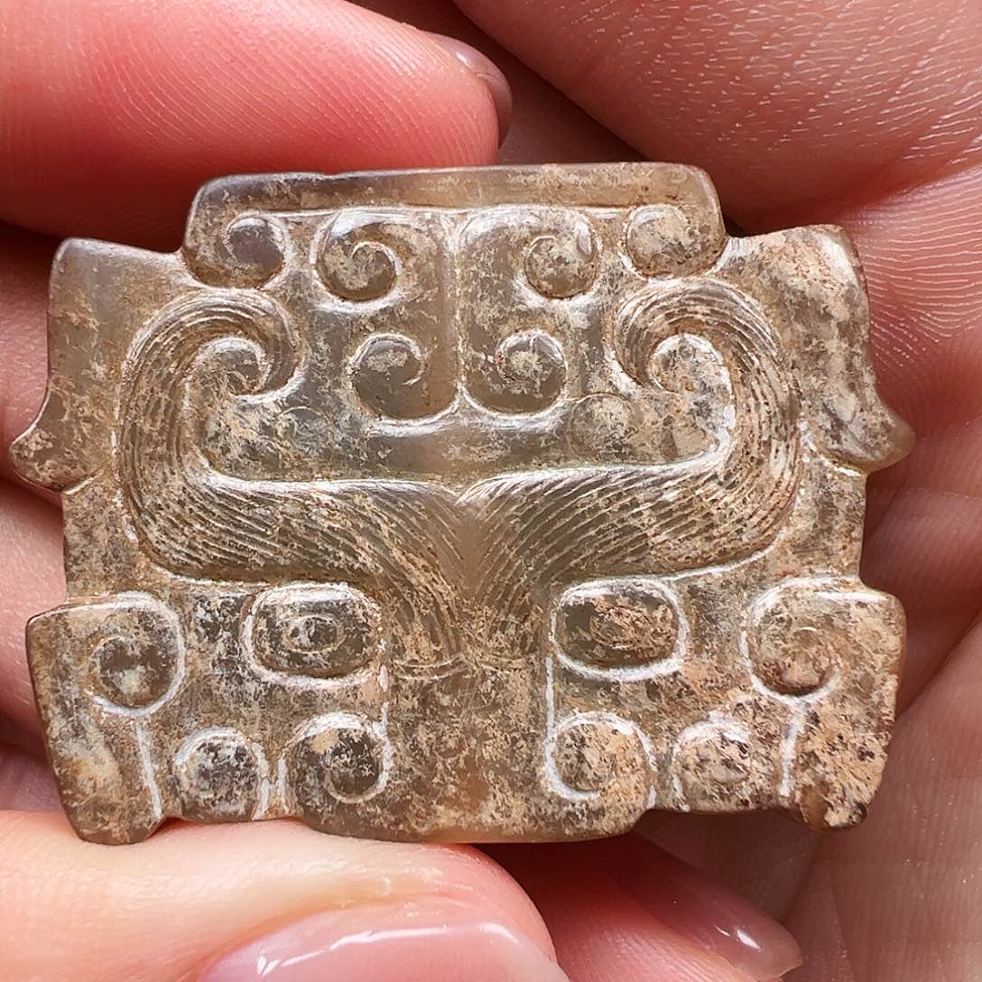 和田玉颈饰未镶嵌烟*