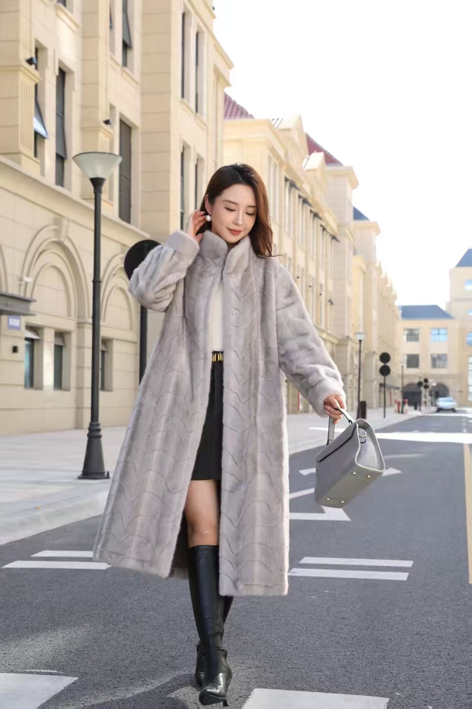 立领过膝长款纯色波浪时尚百搭极简风加厚毛绒外套气质女